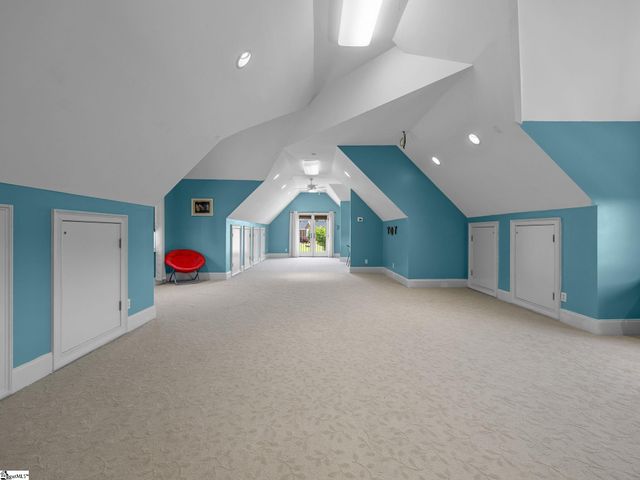 204 E Caledonia Court, Inman, SC 29349