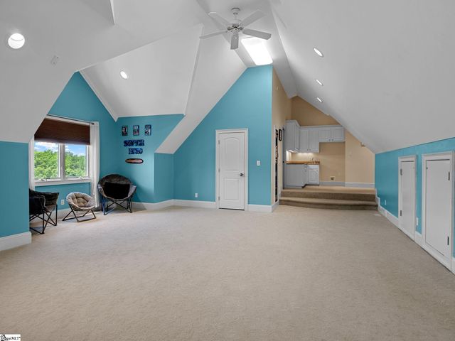 204 E Caledonia Court, Inman, SC 29349