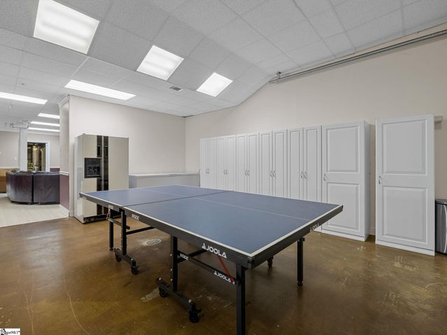 204 E Caledonia Court, Inman, SC 29349