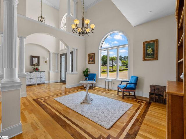 204 E Caledonia Court, Inman, SC 29349