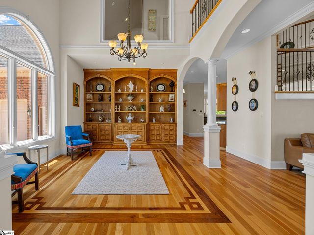 204 E Caledonia Court, Inman, SC 29349