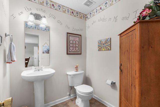 121 Wigmore Ln, Lexington, SC 29072