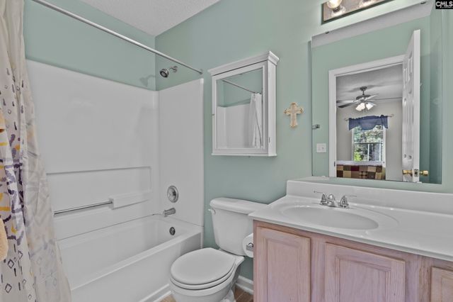 121 Wigmore Ln, Lexington, SC 29072