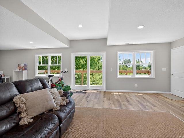 3204 N 250 E, Fremont, IN 46737