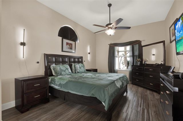 9656 FOX HEARST ROAD, Tampa, FL 33647