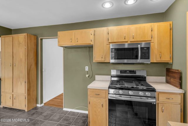 345 Grant Avenue, Eatontown, NJ 07724