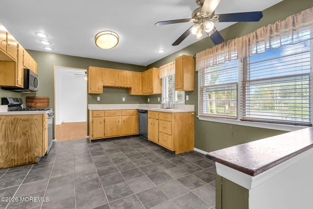345 Grant Avenue, Eatontown, NJ 07724
