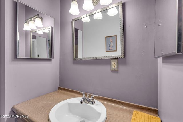 345 Grant Avenue, Eatontown, NJ 07724