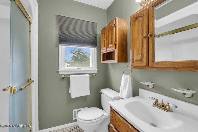 345 Grant Avenue, Eatontown, NJ 07724