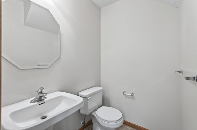 7104 139th Avenue NW, Ramsey, MN 55303