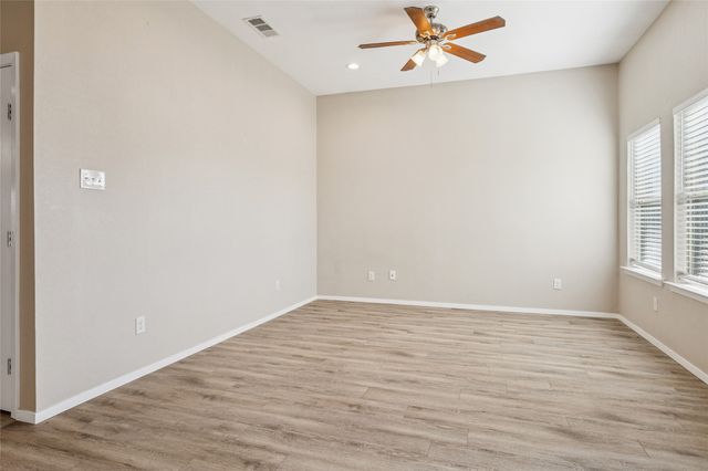 522-524 Wood Drive, Gunter, TX 75058