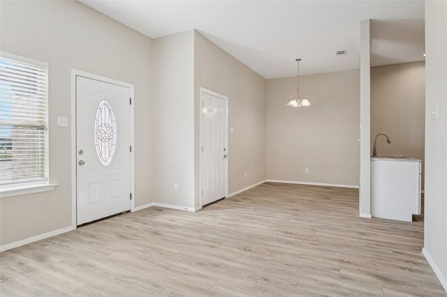 522-524 Wood Drive, Gunter, TX 75058