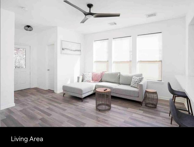 8106 Fisher Glen Lane, Houston, TX 77072