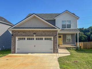 214 Ardell Dr, Clarksville, TN 37040