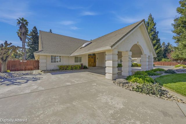 2394 E South Bear Creek Dr, Merced, CA 95340
