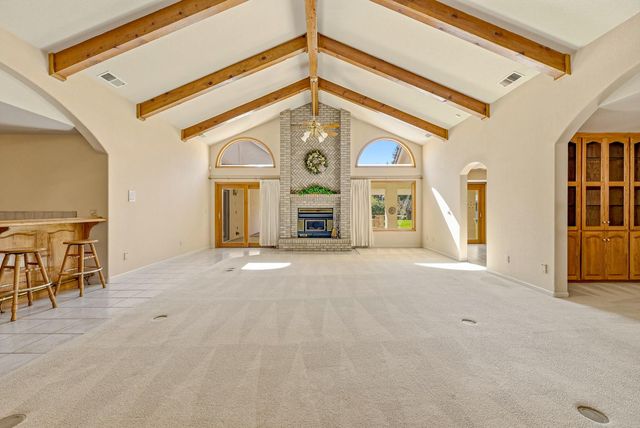 2394 E South Bear Creek Dr, Merced, CA 95340