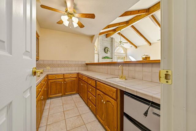 2394 E South Bear Creek Dr, Merced, CA 95340