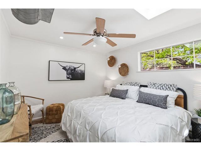 1225 Roslyn St, Denver, CO 80220