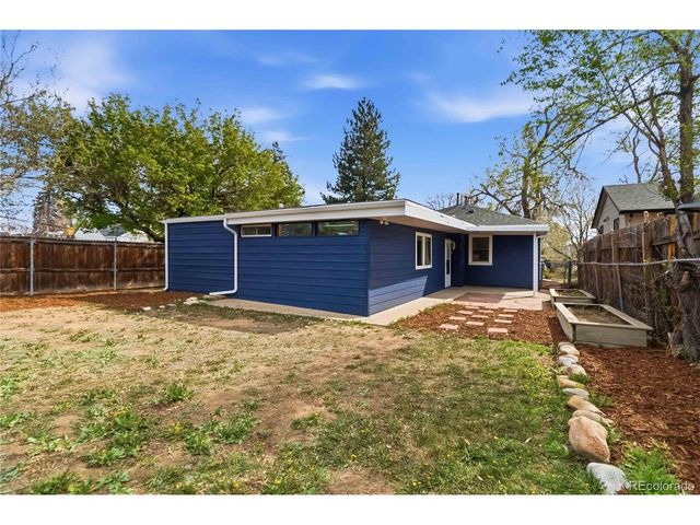 1225 Roslyn St, Denver, CO 80220