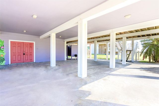 2300 Martinique, Crystal Beach, TX 77650