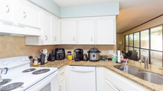 13009 BENT PINE Court E, Jacksonville, FL 32246