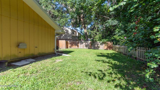 13009 BENT PINE Court E, Jacksonville, FL 32246