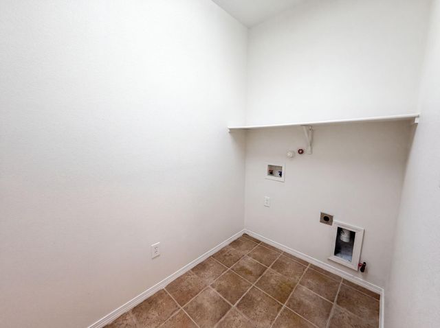 1444 Peppoli Loop SE, Rio Rancho, NM 87124