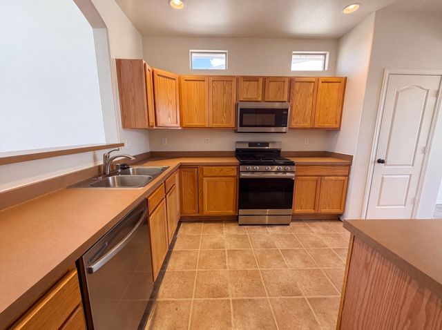 1444 Peppoli Loop SE, Rio Rancho, NM 87124