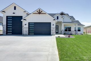 275 Meadow View Dr, Payette, ID 83661