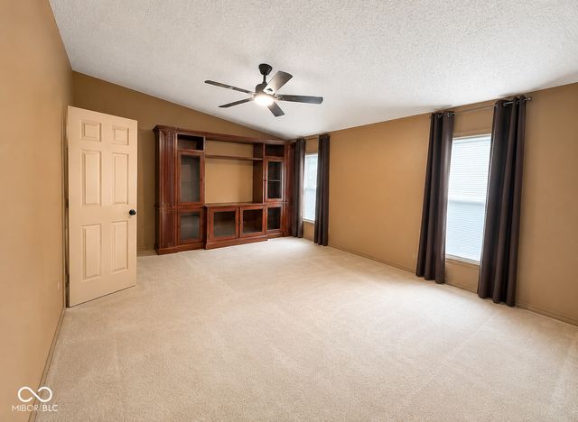 519 Dan Drive, Noblesville, IN 46062