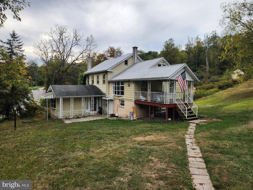 719 PLEASANT VIEW RD, Lewisberry, PA 17339