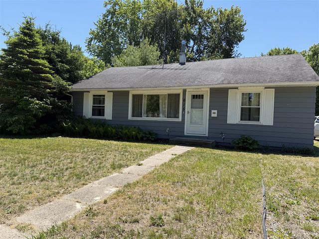 615 Riddle Street, Howell, MI 48843