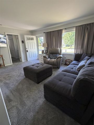 615 Riddle Street, Howell, MI 48843