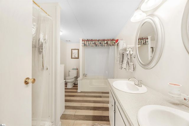 177 Farmers Hill Road, Liberty, SC 29657