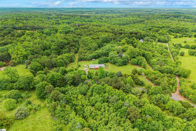 177 Farmers Hill Road, Liberty, SC 29657