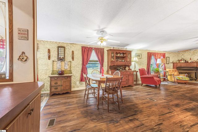 177 Farmers Hill Road, Liberty, SC 29657