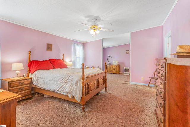 177 Farmers Hill Road, Liberty, SC 29657