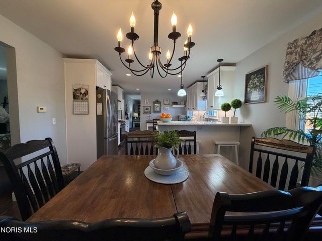 1635 Woodhurst Drive, Toledo, OH 43614