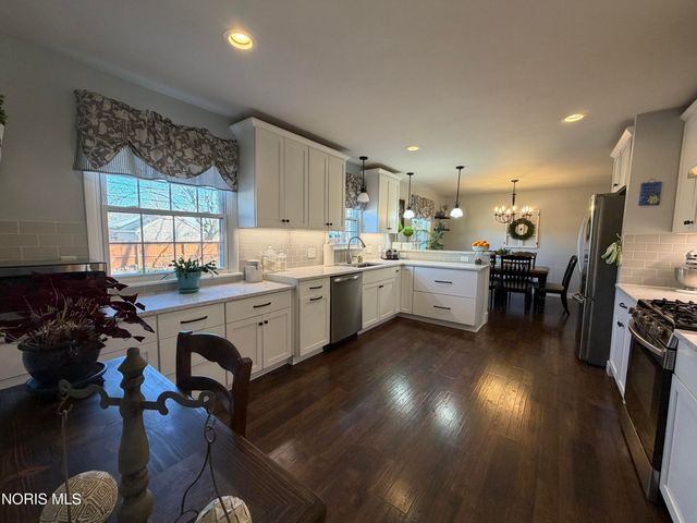 1635 Woodhurst Drive, Toledo, OH 43614