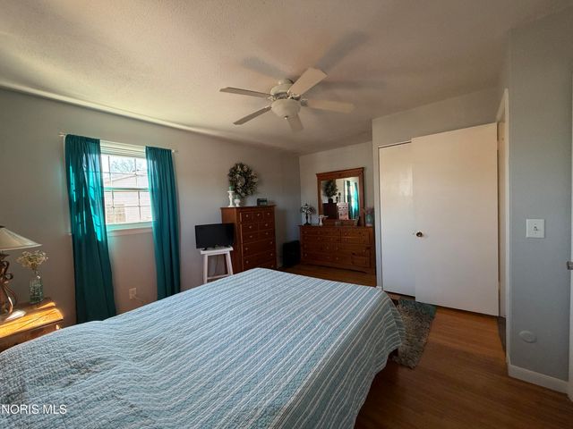 1635 Woodhurst Drive, Toledo, OH 43614