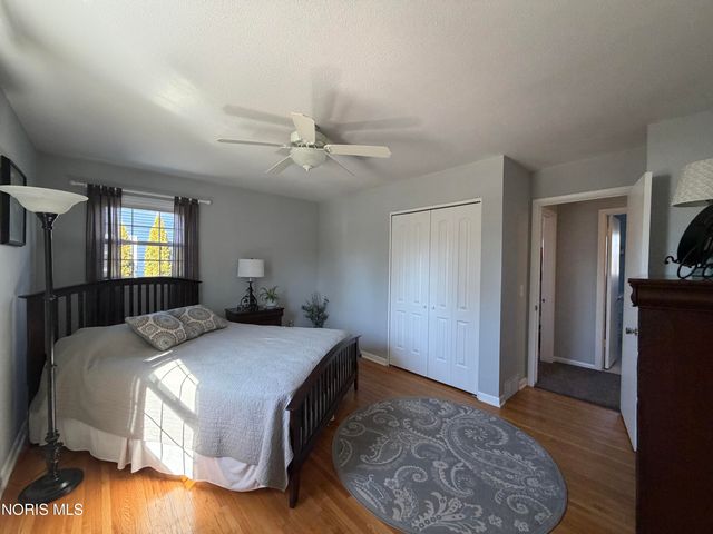 1635 Woodhurst Drive, Toledo, OH 43614