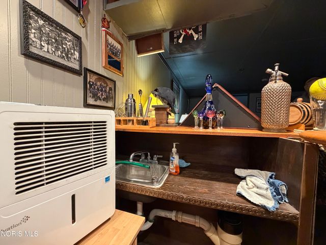 1635 Woodhurst Drive, Toledo, OH 43614