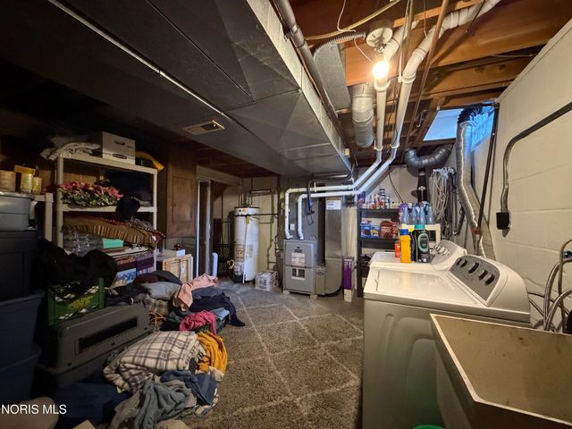 1635 Woodhurst Drive, Toledo, OH 43614