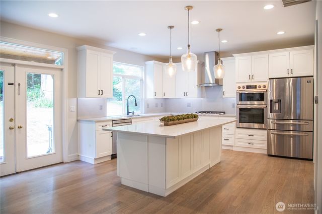 6915 205th Street SE, Snohomish, WA 98296
