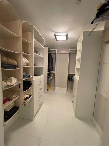 465 Brickell Avenue 1201, Miami, FL 33131
