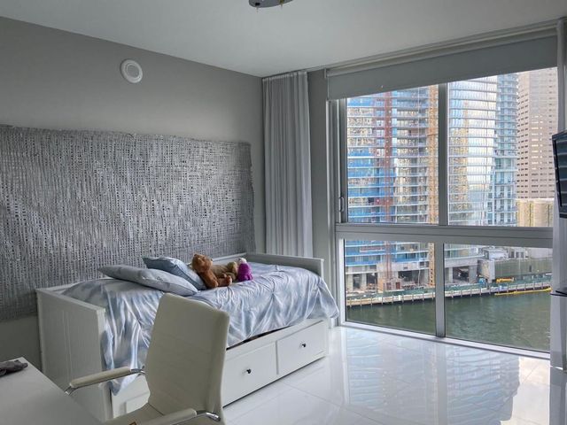 465 Brickell Avenue 1201, Miami, FL 33131