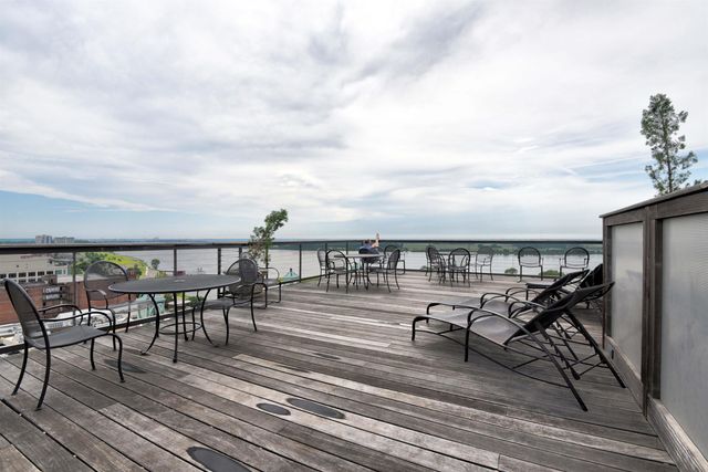 66 Monroe Ave Apt 302, Memphis, TN 38103