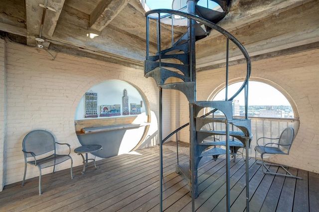 66 Monroe Ave Apt 302, Memphis, TN 38103