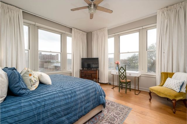 66 Monroe Ave Apt 302, Memphis, TN 38103