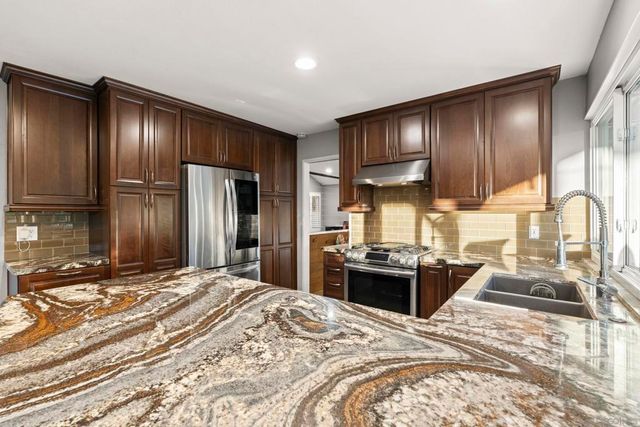 12429 Damasco Ct, San Diego, CA 92128
